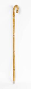 WALKING STICK CUM HORSE MEASURING RULE, cane walking stick, the handle pulls out to reveal a ruler and level on a metal armature, for measuring the height of horses, with scales in hands, inches & metric. Fine condition. Scarce and unusual.