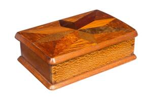 WILLIAM NORRIE Inlaid timber box, New Zealand