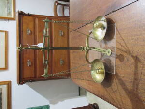 A set of brass gold buyer scales & plates by Degrave & Co of London, 19th century 