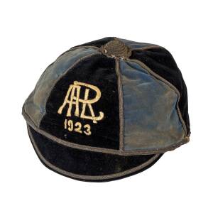 1923 AUCKLAND RUGBY LEAGUE HONOUR CAP, black & pale blue velvet, embroidered "ARL 1923", maker's label Cox's Hat Factory. Good condition.