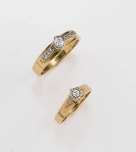 Two solitaire diamond rings. 18ct yellow gold. Weight 8.87 grams. 