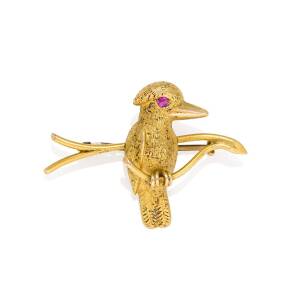 An Australian gold kookaburra brooch by Duggin, Shappere & Co, Melbourne, circa 1900