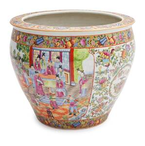 A Chinese Cantonware porcelain fish bowl, early 20th century&nbsp;