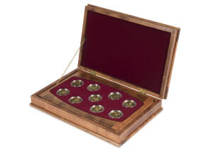 ONE HUNDRED DOLLARS: 1999-2003 $100 'Floral Emblems of Australia' full set of nine 1/3oz 24ct (99.9%) encapsulated gold coins in quality Rosewood presentation box, numbered certificates for each coin included, 3oz agw.