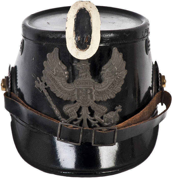 SHAKO: Prussian model 1913 Jager N.C.O hat. Black lacquered leather with pressed sheet metal fittings. Made in Berlin. VG condition.