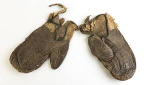 YOUNG GRIFFO, 2 ounce boxing gloves worn by "Griffo" (Albert Griffiths) when he met "Torpedo" (Billy Murphy) in a bout for the World Featherweight Championship in Sydney on 22nd July 1891. These gloves were owned by W.McFayden of Sydney, and sold on behlf