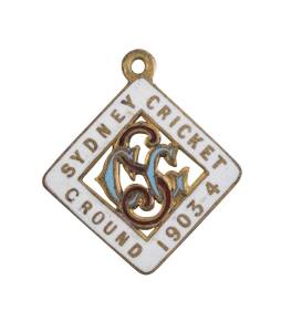 SYDNEY CRICKET GROUND, 1903-4 membership badge, number 3089.