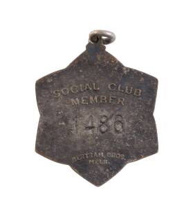COLLINGWOOD: Member's Badge from 1956 (2nd year), with "Social Club Member 1486" on reverse. Scarce.