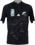 NZ "ALL BLACKS", All Blacks jersey signed by 2003 World Cup team, c21 signatures including Doug Howlett, Joe Rokocoko & Keven Mealamu. With CoA.