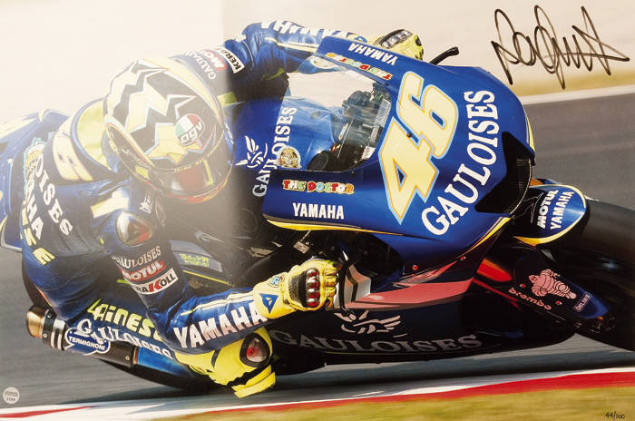 VALENTINO ROSSI, large signed photograph, limited edition 44/100, size 81x51cm.