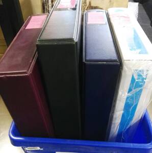General & Miscellaneous - POSTCARD ALBUMS: Four expensive Lighthouse cover albums - three with slipcases - with double-sided pages (two pockets per side), small price stickers on the pockets otherwise as new.