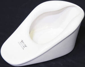 Ceramic bed pan "Endura" by Sigma Co. Ltd.