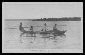 French Community - NEW HEBRIDES: Group including "Indigenes de Aoba", "Dans l'interieur de Toman" (group of natives), "Pirogue de guerre - Ilot Toman" (war canoe) & "Dans la Baie de Port Vila" (outrigger canoe), etc, fine to very fine unused. (15)