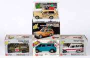 BURAGO: 1:24 Land Rover Station Wagon (167); And, Range Rover Police (117); And, Range Rover Ambulanza (131); And, Range Rover Trans Americas Expedition (112). All in original cardboard boxes and labels see photo for condition. (4 items)