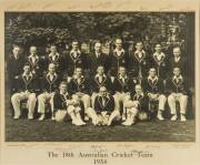 1934 AUSTRALIAN TEAM, team photograph, signed to mount by the entire team, with 19 signatures - Bill Ferguson, Clarrie Grimmett, Bill Brown, Hans Ebeling, Harold Bushby, Bill O'Reilly, Tim Wall, Chuck Fleetwood-Smith, W.C.Bull, Ern Bromley, Arthur Chipper