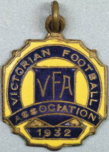 VFA: 1932 Victorian Football Association membership badge, numbered "113" on reverse.