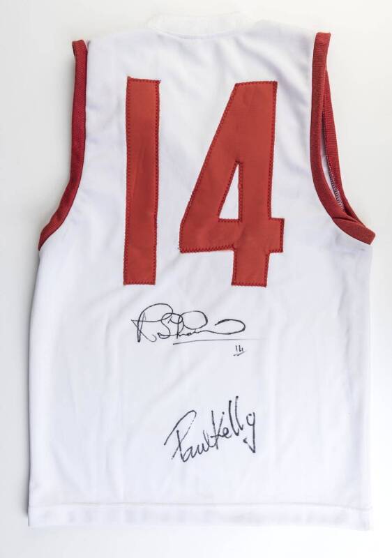 SOUTH MELBOURNE/SYDNEY SWANS: South Melbourne number "14" jumper signed on reverse by Bob Skilton & Paul Kelly.