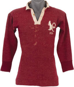 1924 QUEENSLAND RUGBY LEAGUE JERSEY, maroon wool with embroidered Kangaroo, "Q" & "1924" on left breast, and number "12" on reverse. Some staining on collar, though good condition for a jersey from this period. {Believed to be ex Arthur Henderson (Qld 192