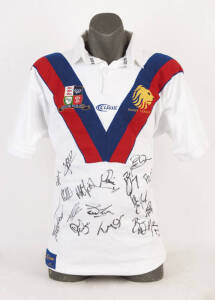 2003 GREAT BRITAIN RL TEAM, Lions jersey with 17 signatures.