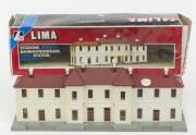 MODEL RAILWAYS: LIMA: Three Building Railway Station Model (600033). Mint still in original cardboard packaging. (1 item) 