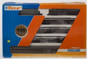 MODEL RAILWAYS: ROCO: DR DRG Class E44 Electric Locomotive E44 064 & Express Coach Set. Mint in original cardboard packaging.