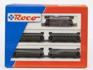 MODEL RAILWAYS: ROCO: Bavarian DRG Class E 32 Electric Locomotive with 4 Passenger Cars Set (43048). Mint in original cardboard packaging.&nbsp;
