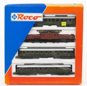 MODEL RAILWAYS: ROCO: Br. Ce 6/8 E-locomotive "Crocodile" with SBB Passenger Cars (43023). Mint in original cardboard packaging. 