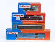 MODEL RAILWAYS: ROCO: DB Digital Sound DR DRG 4-6-2 Class Br 18 201 Steam Locomotive with Tender (63201), with Rolling Stock Comprising of SBB 1st & 2nd Class Passenger Car (44730/31), SBB 3rd Class Passenger Car (44200A), DB Sputnik Goods Car (46960). Al