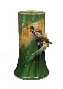 REMUED Pottery jug with applied kookaburra incised Remued 7/9k