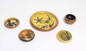 MARTIN BOYD Five assorted bowls and ashtrays with Aboriginal motifs