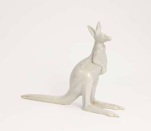 KIM DEVENISH Ceramic kangaroo, 20th century