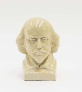 GUSTAV PILLIG Pottery bust of William Shakespeare