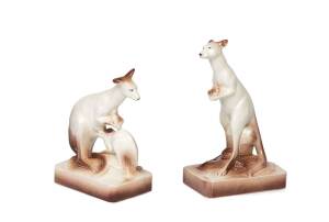 A pair of French art deco Kangaroo figures by Frie Onnaing 