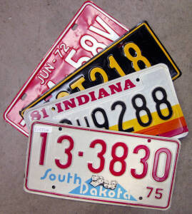 Car number plates: Group of (14), American state and novelty examples, Arizona, Alabama, Michigan, California, New Mexico etc. Some replicas. VG condition.