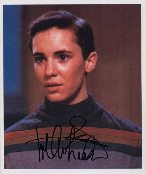 MOVIES & TV: Signed photographs of actors - William H.Macey, Alec Baldwin, James Coburn, Chazz Palminteri, Mako, George Segal, Joey Kern, Geoffrey Holder, Michael Rapaport, Jason Connery, John Salley, Wil Wheaton, Desi Arnaz Jr, Dick Van Patten, Eddie Bra