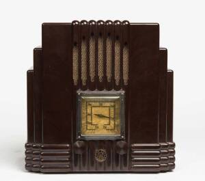 The Fisk A.W.A Radiolette brown bakelite cased mantel radio (no back)