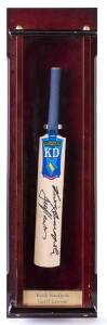 AUTOGRAPHS, noted Bob Hope, PM John Gorton, Yehudi Menuhin; mini-bat in display case signed Keith stackpole & Geoff Lawson; Ian Botham, John Eales, David Campese, Geoff Toovey, Murray Walker.