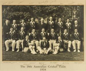 1934 AUSTRALIAN TEAM, large official team photograph, by Sasha, with title "The 18th Australian Cricket Team, 1934" printed on mount, signed to mount by the entire team, with 19 signatures - Bill Ferguson, Clarrie Grimmett, Bill Brown, Hans Ebeling, Harol