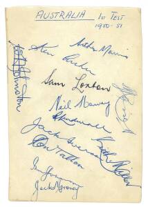 1950-51 Australian team, autograph page with 12 signatures including Lindsay Hassett, Ray Lindwall & Keith Miller.