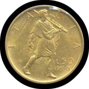 Vittorio Emanuele III: 1931-IX Gold 50 lira, KM #71 (0.900Â 4.4g), total agw 0.1273oz, light scuff on reverse otherwise aEF.