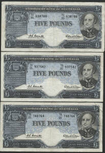 FIVE POUNDS:Â Â£5 Coombs/Wilson Circulated group with 'Commonwealth Bank', McD #71 x4 including #71a First Prefix 'TA/00 290139', two vertical folds, and 'Reserve Bank' McD #72 x6 with one aEF, condition varied. Â 