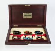 MATCHBOX: Connoisseurs Collection Set of 6 ‘Models of Yesteryear’ (YY60-27426 B). Mint in original wooden case and cardboard box. 