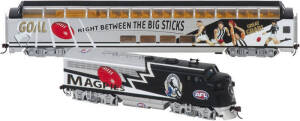 "COLLINGWOOD EXPRESS": Train Set issued by AFL/Hawthorne Village/Bachmann, with HO scale train & track; Sets 1-3 including Locomotive, dome cars (3), track, power pack & controller. Attractive and unusual item of Collingwood memorabilia, as very few train