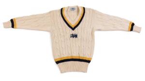 ARAVINDA DE SILVA'S SRI LANKA TEST JUMPER (long sleeves), with embroidered Lion on front. Good condition. Provenance: Given to Don Wigan by Sri Lanka coach Dav Whatmore at the MCG during 1995-96 tour. [Aravinda de Silva played 93 Tests & 308 ODIs 1984-200