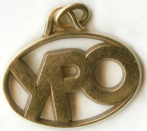 "YPO" badge in 10 carat gold for the international Young President's Organization, dated/numbered '1980'. Weighs 5.19gms.