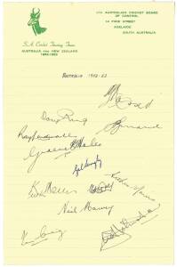 1952-53 Australian Team v South Africa, letterhead "S.A. Cricket Touring Team, Australia and New Zealand 1952-1953", with heading "Australia 1952-53" and 13 signatures including Lindsay Hassett, Ray Lindwall & Richie Benaud. Together with photograph signe