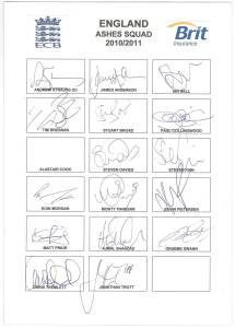 2010-11 England team, team sheet for Ashes Squad, with 16 signatures including Andrew Strauss, James Anderson, Kevin Pietersen & Jonathon Trott.