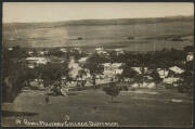 Aust Capital Territory: Duntroon: ‘Royal Military College Duntroon’ real photo postcard (Howard & Shearsby, Yass, NSW photo) with view of buildings, barracks and grounds, unused, fine condition.