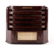 KRIESLER: Brown Bakelite mantle radio circa 1940.