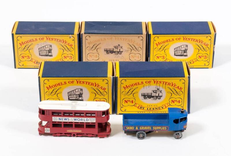 MATCHBOX: Group of 1950s B Type ‘Models of Yesteryear’ Including 1907 E Class Tramcar (Y3); And, 1928 Steam Waggon (Y4); All mint to near mint in original cardboard B type boxes. Sun fading to one of the cardboard boxes (5 items)